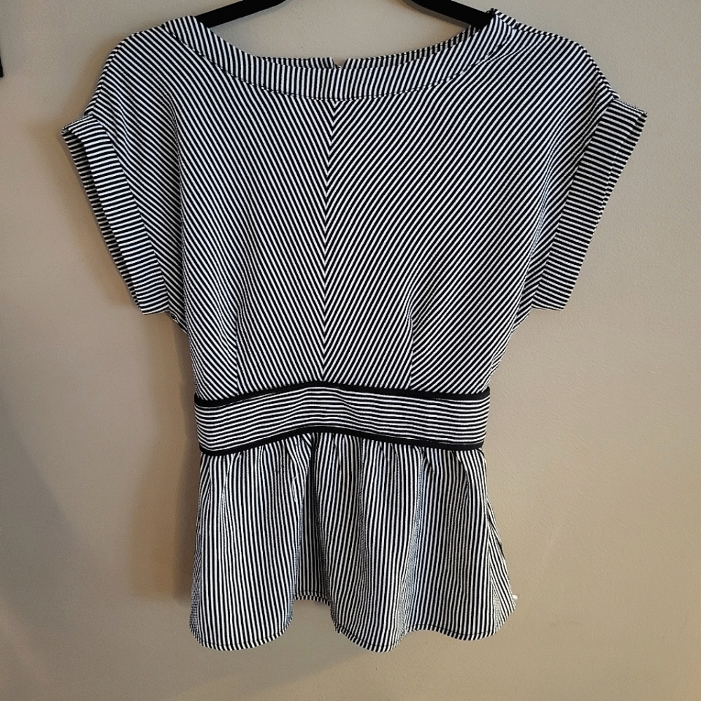 Monteau Chevron Blouse, size S